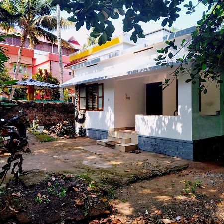 فاركَالا Gogonuts Hostel المظهر الخارجي الصورة