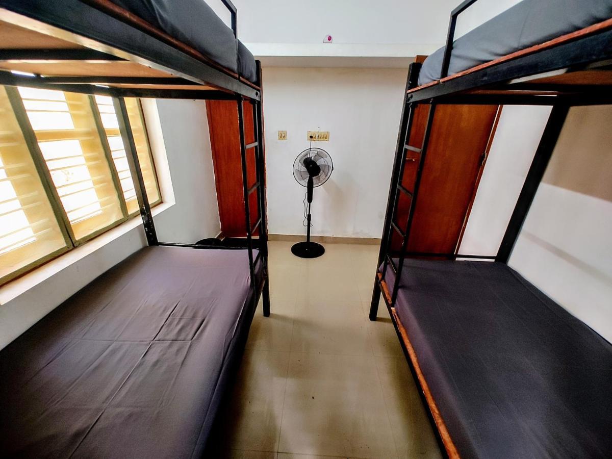 فاركَالا Gogonuts Hostel المظهر الخارجي الصورة